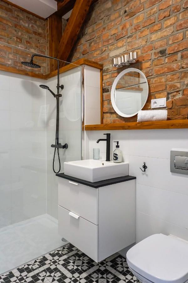Apartamenty Torunskie Pod Krzywa Wieza Exteriér fotografie